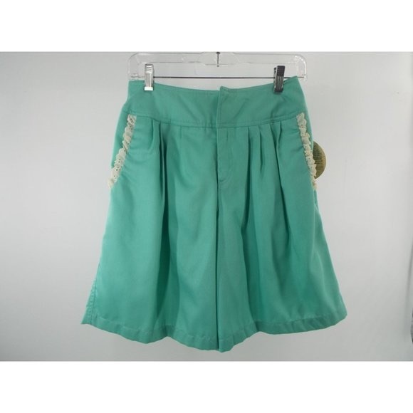Vintage Pants - Vintage Bette Coffina Cool It Mint Green Pleated High Waisted Shorts Size 8